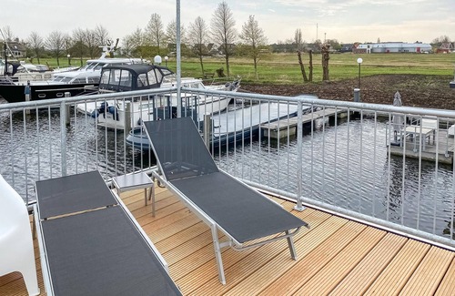 Municipality of Aalsmeer Boat Rental | Dreamy Lakeside Getaway for Your Perfect Vacation