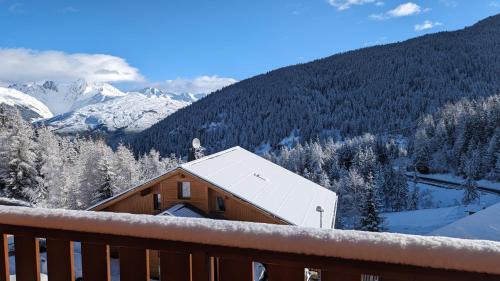 La Roche Apartment | Inviting Apartment with Garage in La Plagne - Rated 9/10