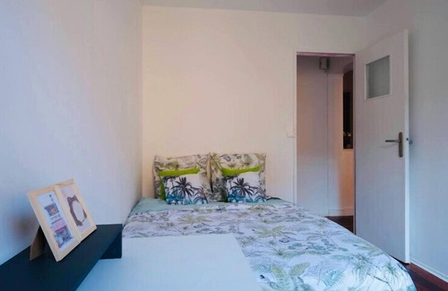 Petit-Ivry Apartment | Inviting Nest in Ivry with Breakfast and Family Amenities