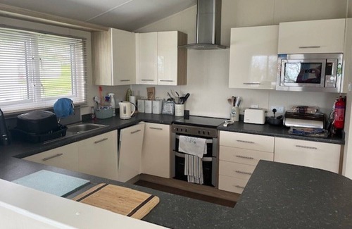 Bucks Cross Cabin | Scenic Lodge with Pool Overlooking the Atlantic Ocean