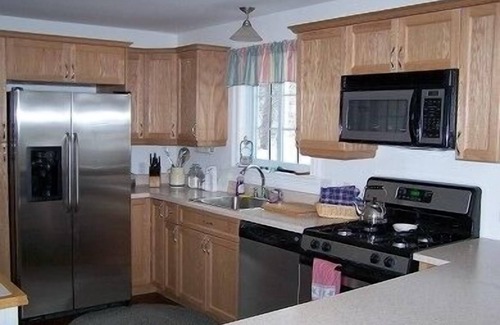 Chatham House | Stage Harbor Estate: Beachfront Guest House with Pool & Spa