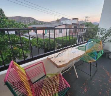 Almacen Apartment | Cozy Studio Apartment with Balcony Near Downtown Attractions