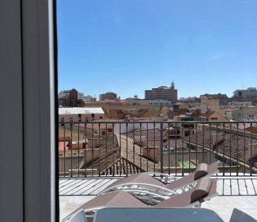 Perchel Norte Apartment | Cozy Studio Apartment with Terrace - Rated 8.6/10!