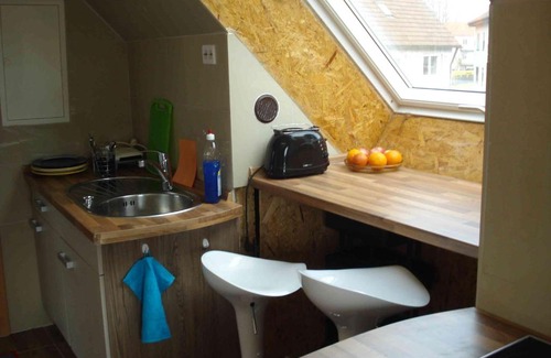 Altenburg House | Cozy Studio Retreat in Cannstatt – Rated 8.2/10 by Guests