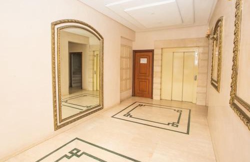 LA GIRONDE Apartment | Cozy Studio in Central Casablanca with Breakfast Included