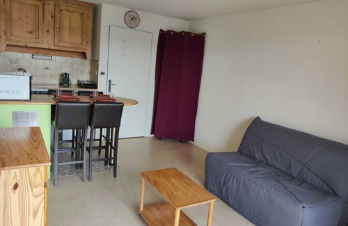 Malbuisson Apartment | Inviting Lake View Studio with Family-Friendly Amenities