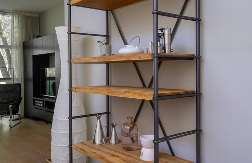 Oud-Beijerland Apartment | Cozy Studio in Oud-Beijerland with Kitchen & Breakfast