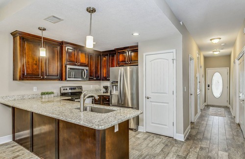 Florida Panhandle House | Pet-Friendly Town-Home in Pensacola - Guest Rated 10/10