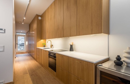 Kamppi House | Elegant Townhouse with Private Sauna in Kamppi, Rated 10/10