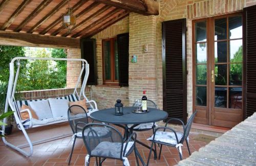 Siena Apartment | Enchanting Tuscan Country House with Hot Tub & Kids' Fun