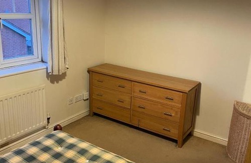 Little Eaton House | Family-Friendly Two Bedroom Retreat with Perfect Reviews