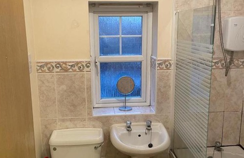 Little Eaton House | Family-Friendly Two Bedroom Retreat with Perfect Reviews