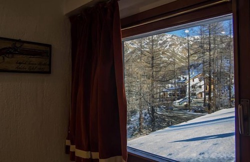 Cervinia Apartment | Comfortable Two-Room Apartment for Four in Cervinia