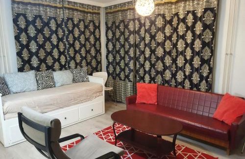 Leppavaara Apartment | Delightful Two Room Apartment in Helsinki with Pool Access