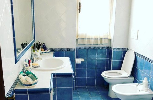 Ardea Villa | Cozy Villa Steps from the Beach and Pet Friendly