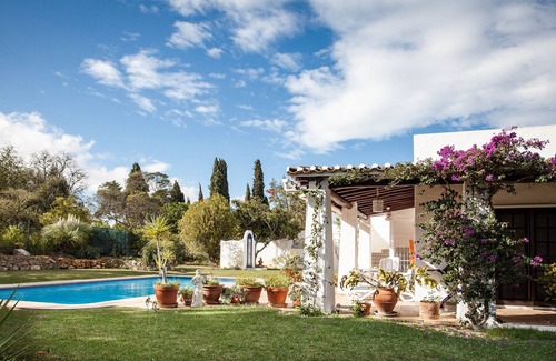 Portimao House | Lovely villa for max. 6 persons with beautiful garden and private pool.