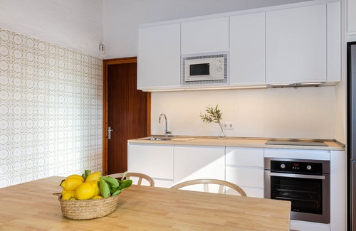 Lloseta Villa | Tranquil Villa with Private Pool & Ping Pong in Lemontree
