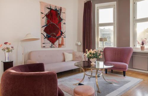 Alppiharju Apartment | Vintage Suite Retreat: Pet & Child Friendly Escape