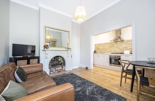 South Fremantle Apartment | Bright Private Apartment with Ocean View in South Fremantle