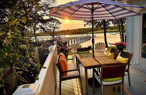 New Harbor House | Idyllic Waterfront Cottage on Pemaquid Harbor - 10/10 Rating