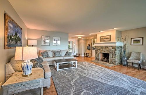 Owls Head House | Cozy Waterfront Owls Head Home with Private Beach Access