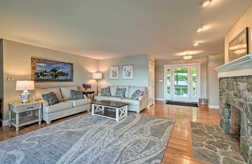 Owls Head House | Cozy Waterfront Owls Head Home with Private Beach Access