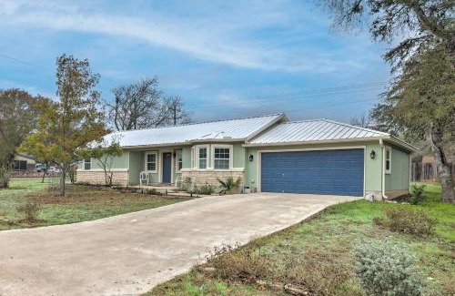 Wimberley House | Charming Wimberley Vacation Rental with Yard & Spa