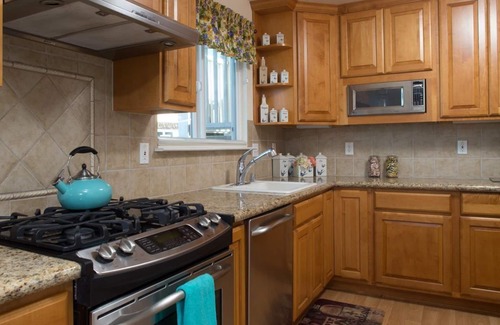 Pacific Grove House | Oceanfront Lover's Point Townhome with Spa and Breakfast