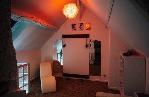 Moulins-la-Marche House | Relaxing Loveroom Du Perche with Hot Tub & Great Reviews