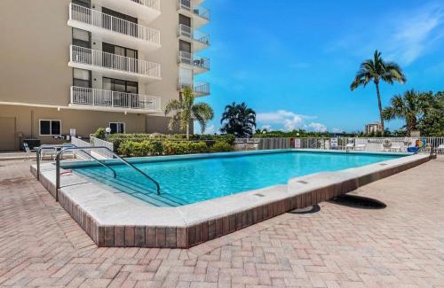 Fort Myers Beach Apartment | Lovers Key Beach Club 108