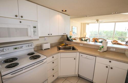 Fort Myers Beach Apartment | Unwind at Lovers Key Resort 308 – Family-Friendly Escape