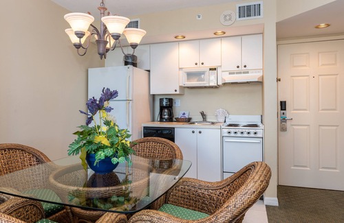 Fort Myers Beach Apartment | Experience Bliss at Lovers Key Resort with Oceanfront Views