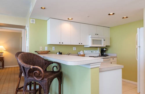 Fort Myers Beach Apartment | Experience Bliss at Lovers Key Resort with Oceanfront Views