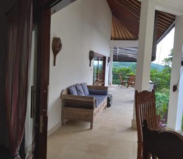 Kayu Putih Villa | Paradise by the Ocean: 5-Star Lovina Retreat Awaits
