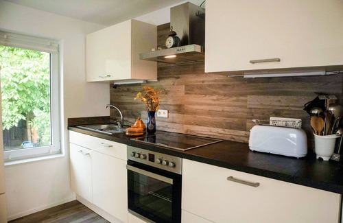 Joachimsthal House | Beautifully Renovated Bungalow by Grimnitzsee with Sauna