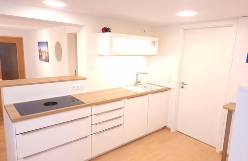 Kaditz House | Beautifully Renovated Home with Garden in Dresden - 10/10 Rated