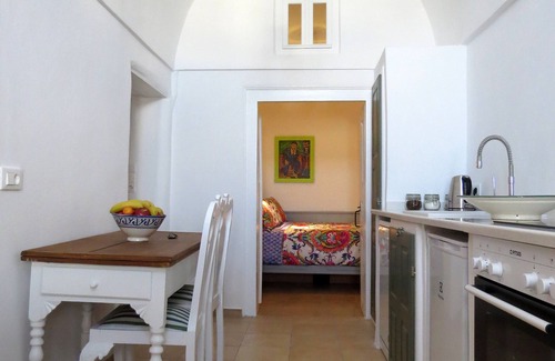 Megalochori House | Beautifully Restored Traditional Village House "Eirini"