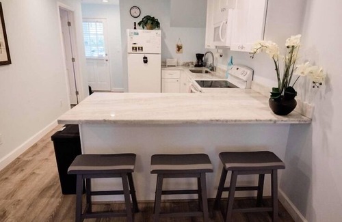 Truman Annex House | Relaxing Retreat with Pool and Ocean Views, Rated 9.4/10