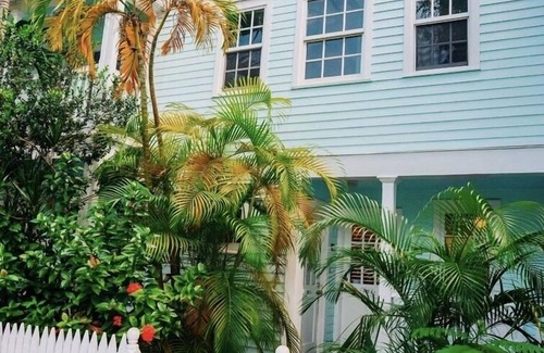 Truman Annex House | Relaxing Retreat with Pool and Ocean Views, Rated 9.4/10