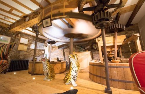 Bainbridge Bed & Breakfast | 5-Star Low Mill Guesthouse: Pet Friendly & Perfectly Rated