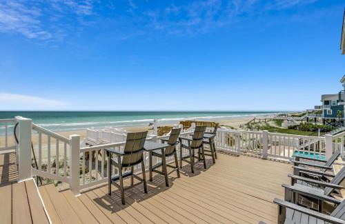 Long Bay Estates Apartment | Cozy Low Tide Too: Perfect for Family Getaways by the Beach