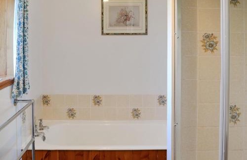 Achnahanat House | Family-Friendly Getaway at Lower Brae with Pet Amenities