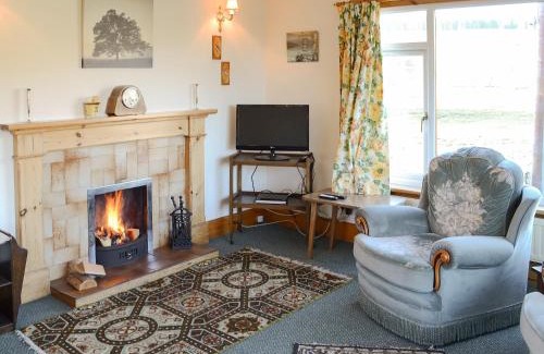 Achnahanat House | Family-Friendly Getaway at Lower Brae with Pet Amenities