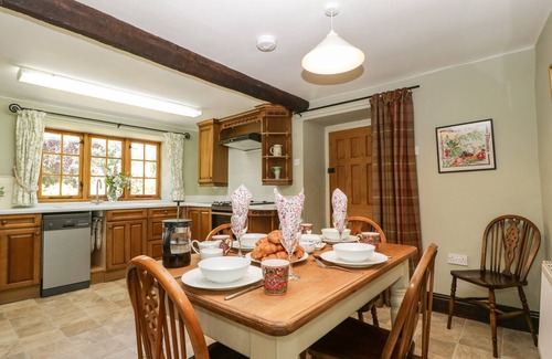 Aymestrey Cottage | Top-Rated Lower Court Byre with Family-Friendly Amenities
