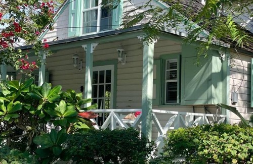 Dunmore Town Cottage | Lower Dunmore House Historic Sweet and Cozy Bahamian Style Cottage!