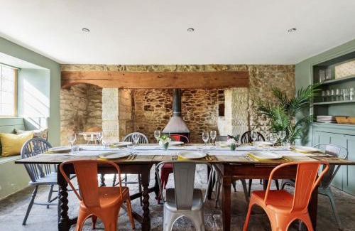 Sherborne House | Family-Friendly Retreat at Lower Farm: Ideal for Kids