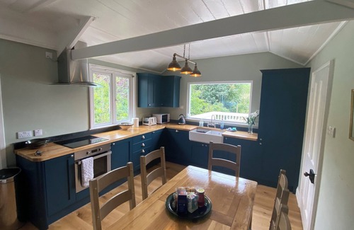 Bodmin Ski Chalet | Relax at Lower Hill Cottage with a Swedish Hot Tub