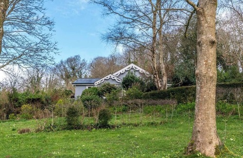 Bodmin Ski Chalet | Relax at Lower Hill Cottage with a Swedish Hot Tub