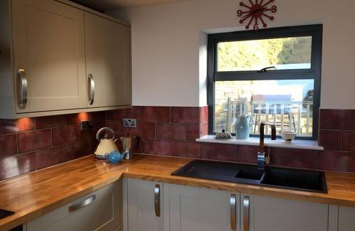 Crackington Haven Cottage | Lower Hillcott - a large family home that sleeps 12 guests in 5 bedrooms