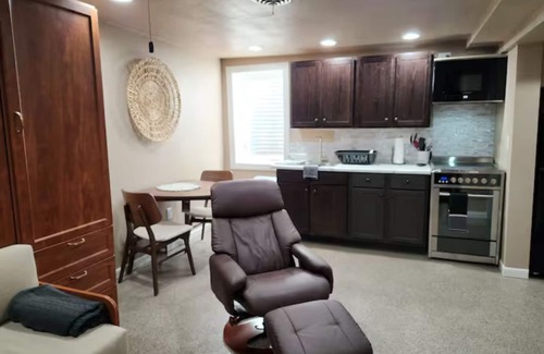 Mason City Apartment | Lower Level Studio Across From Mercy Hospital